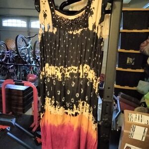 Elegant Black and Pink Tie-Dye Maxi Dress